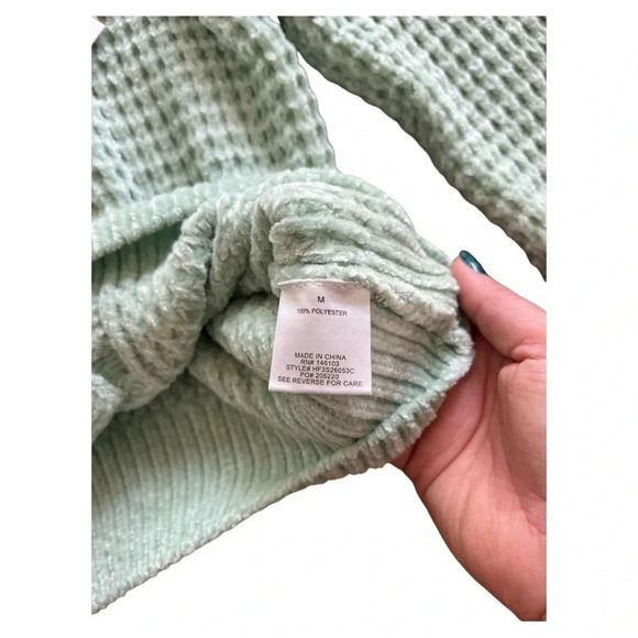 NWT Hippie Rose cable knit sweater in Neptune green size Medium - Picture 4 of 5